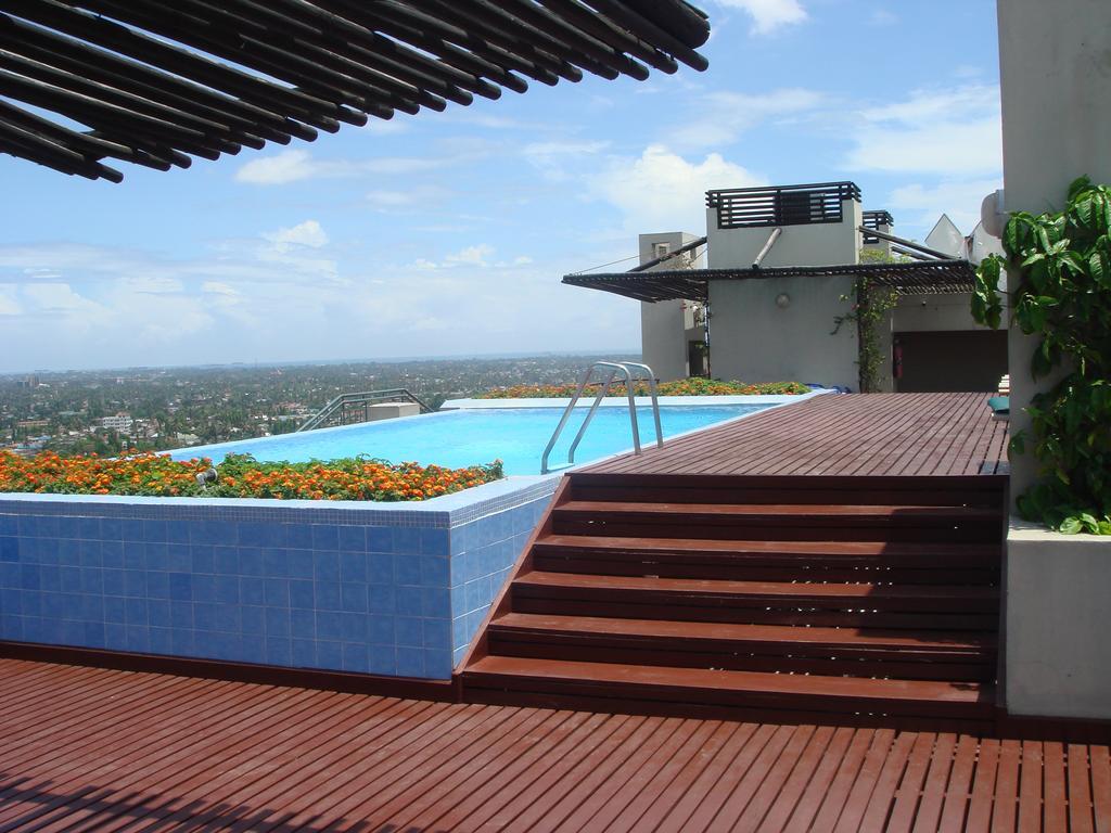 Blue Pearl Hotel & Apartments Daressalam Exterior foto